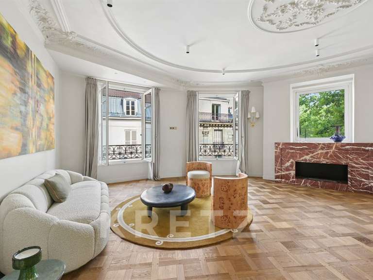 Appartement Paris 7e - 2 chambres - 125m²