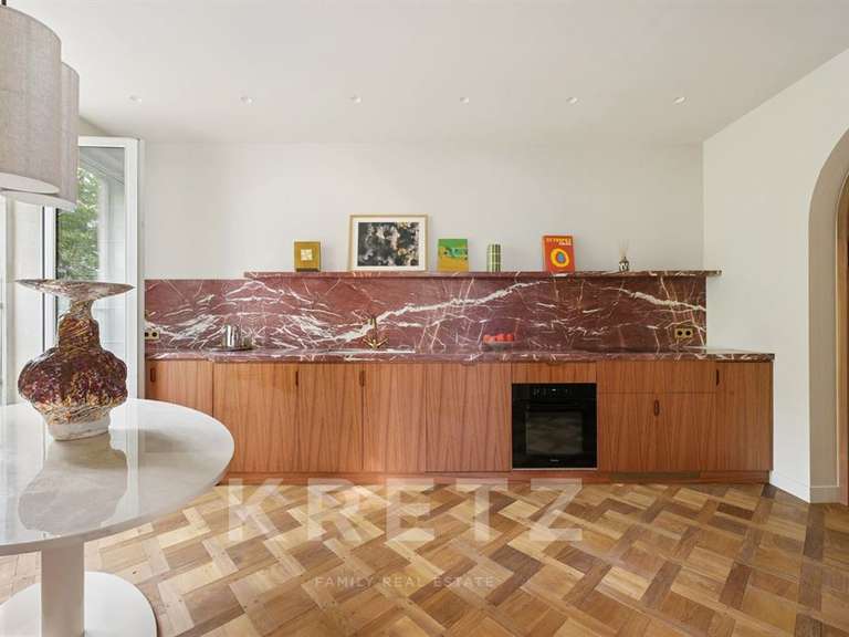 Appartement Paris 7e - 2 chambres - 125m²