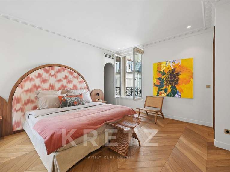 Appartement Paris 7e - 2 chambres - 125m²