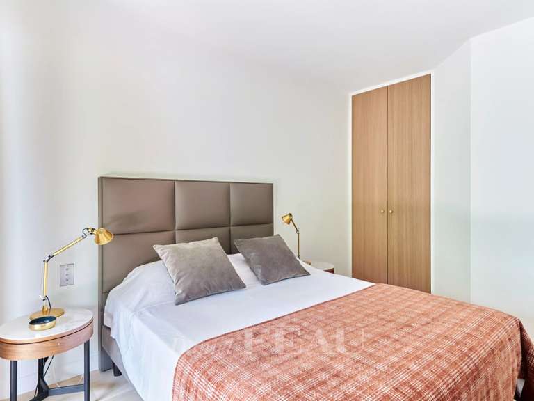 Appartement Paris 7e - 1 chambre - 74m²