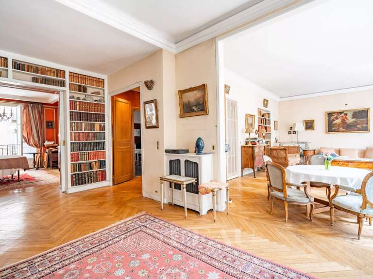 Appartement Paris 7e - 4 chambres - 255m²