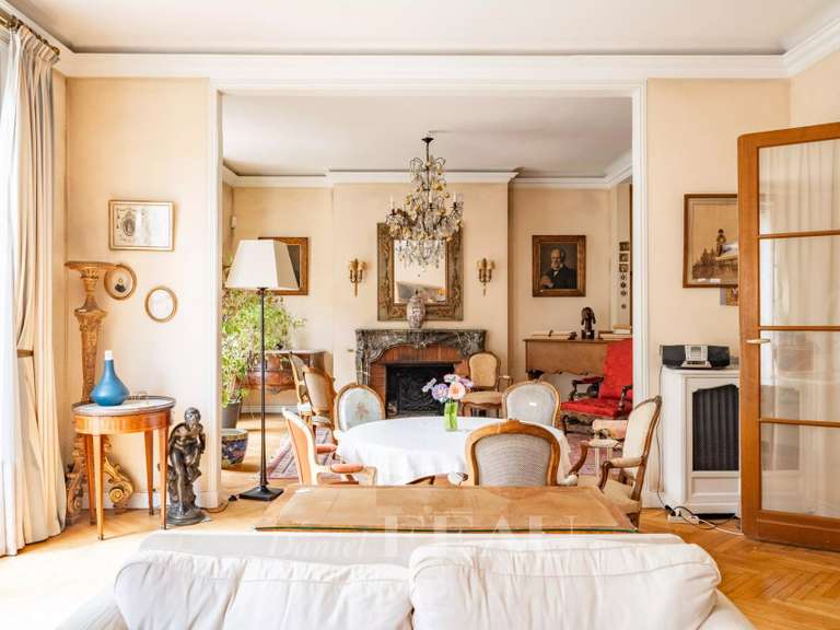 Appartement Paris 7e - 4 chambres - 255m²
