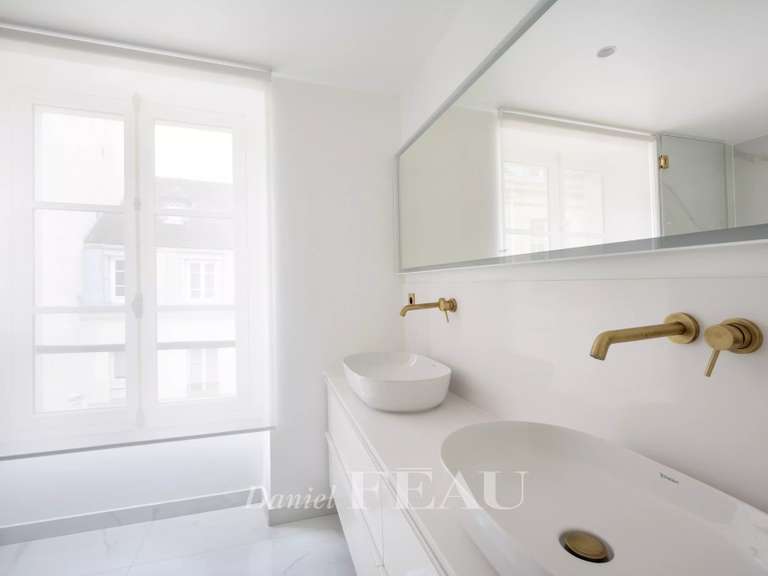 Appartement Paris 7e - 1 chambre - 69m²