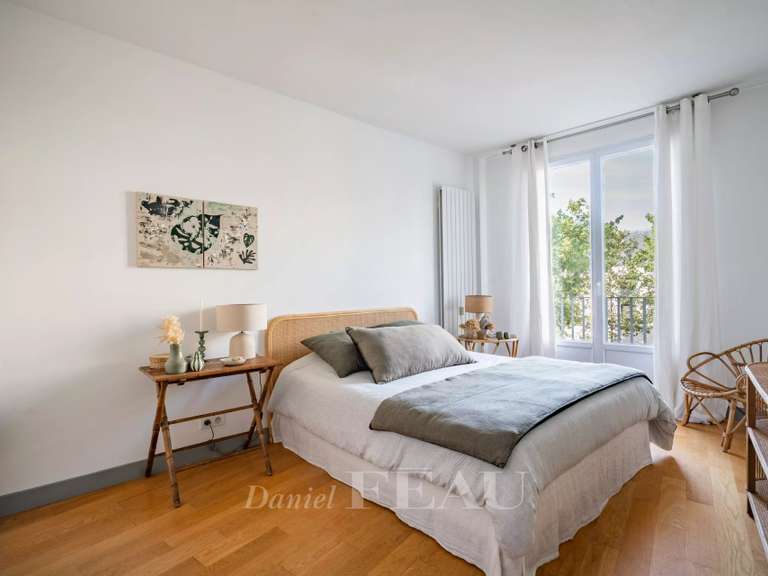 Appartement Paris 7e - 3 chambres - 106m²