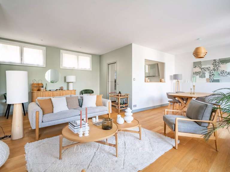Appartement Paris 7e - 3 chambres - 106m²