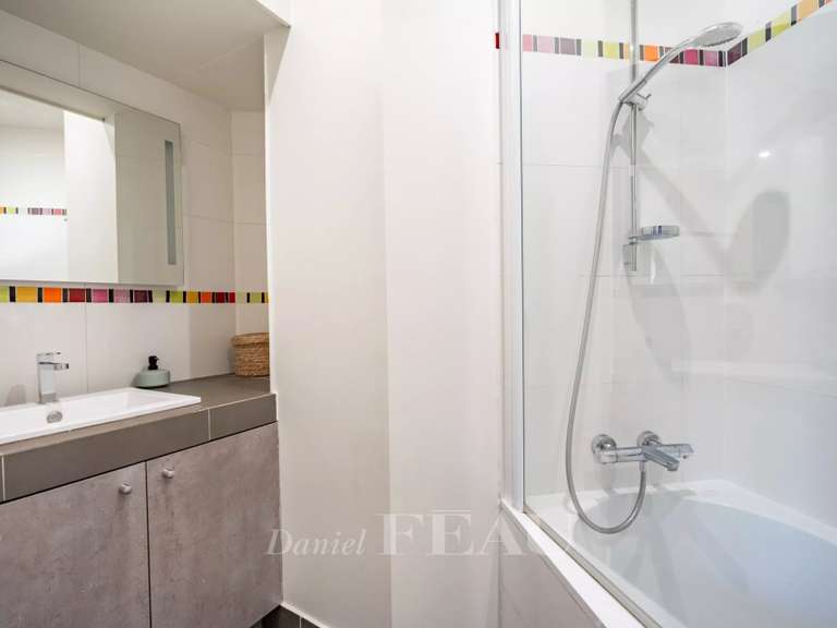 Appartement Paris 7e - 3 chambres - 106m²