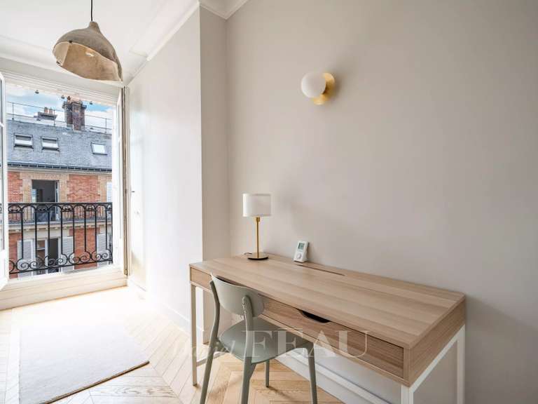 Appartement Paris 7e - 2 chambres - 95m²