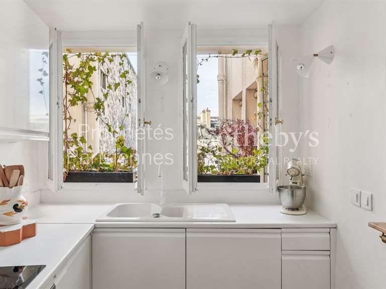 Appartement Paris 7e - 2 chambres - 76m²