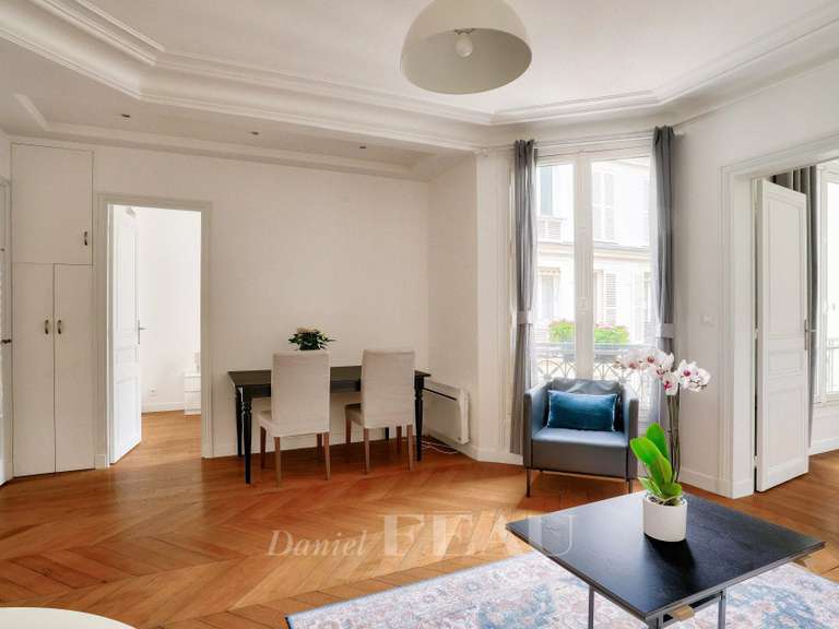 Appartement Paris 7e - 2 chambres - 53m²