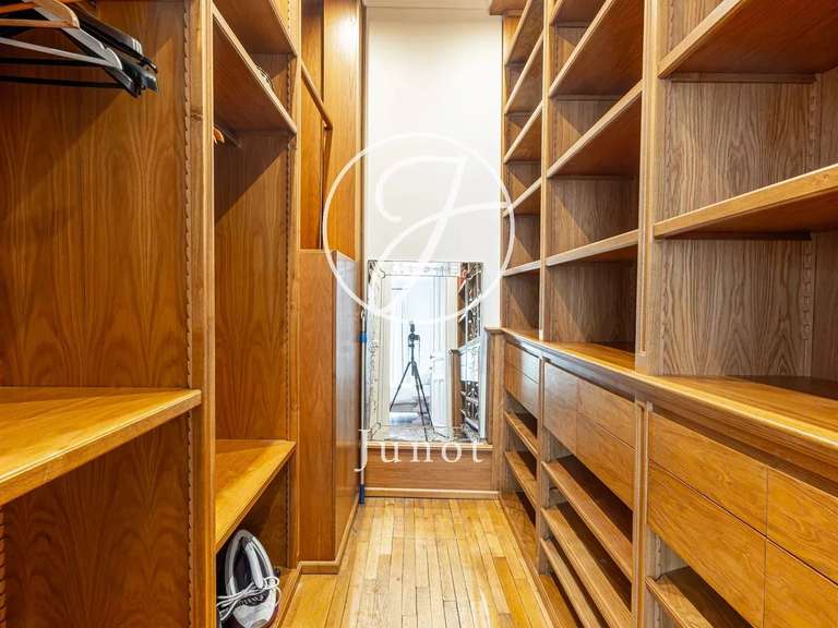 Apartment Paris 7e - 2 bedrooms - 161m²
