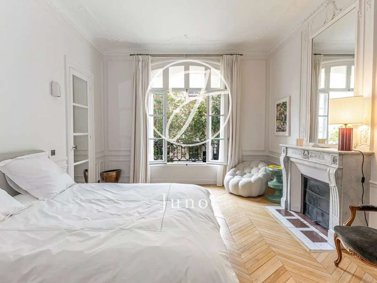 Apartment Paris 7e