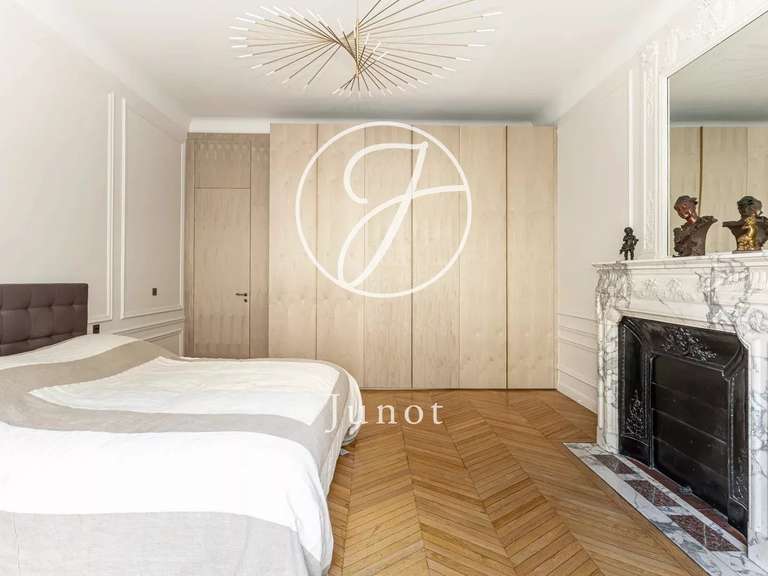 Apartment Paris 7e - 2 bedrooms - 161m²