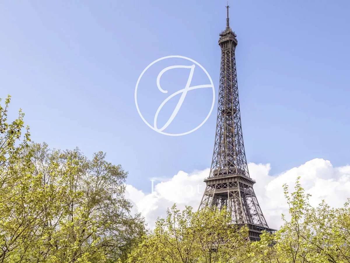 Apartment Paris 7e