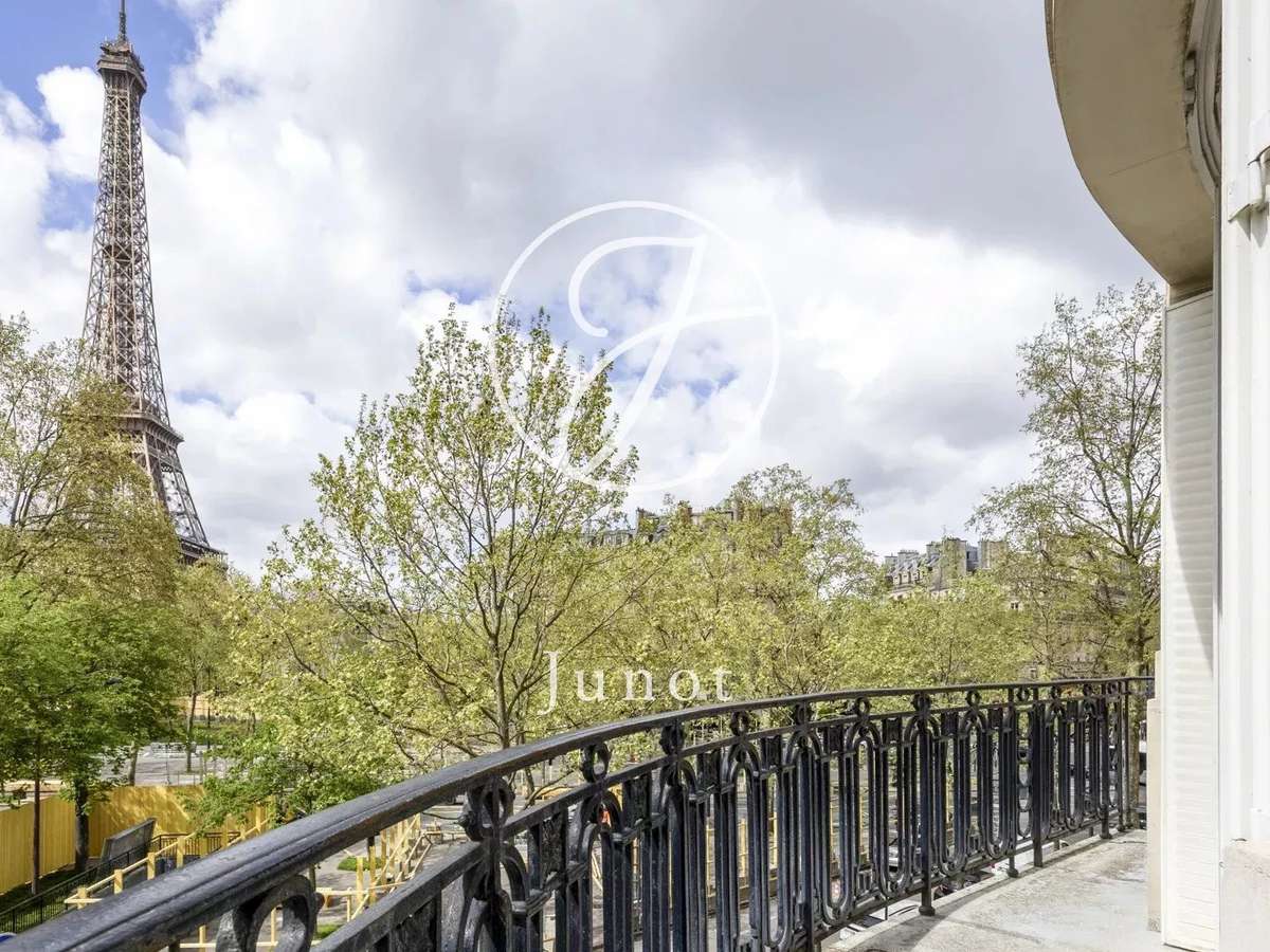 Apartment Paris 7e