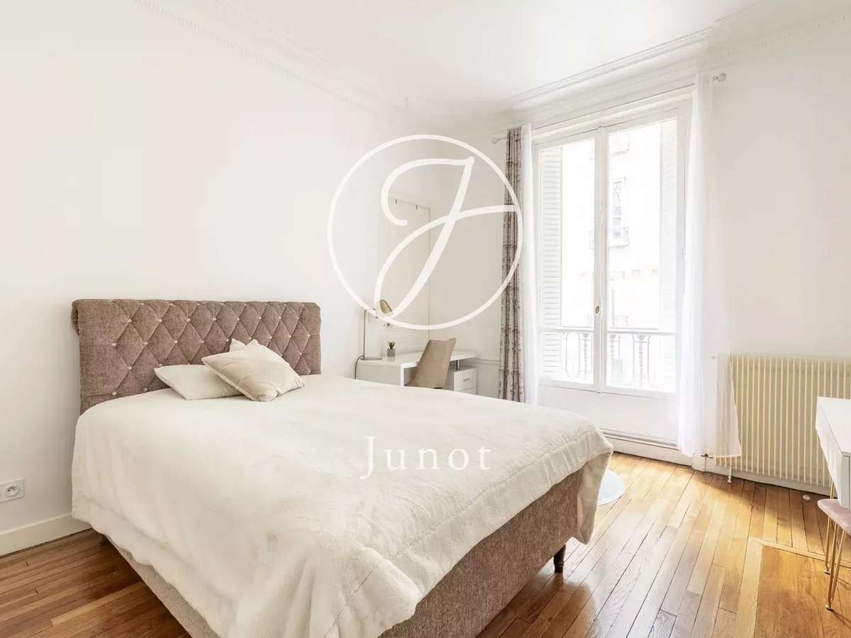 Apartment Paris 7e
