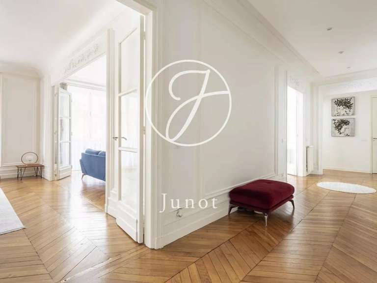 Apartment Paris 7e - 5 bedrooms - 200m²