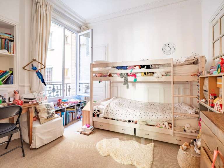 Appartement Paris 7e - 3 chambres - 89m²