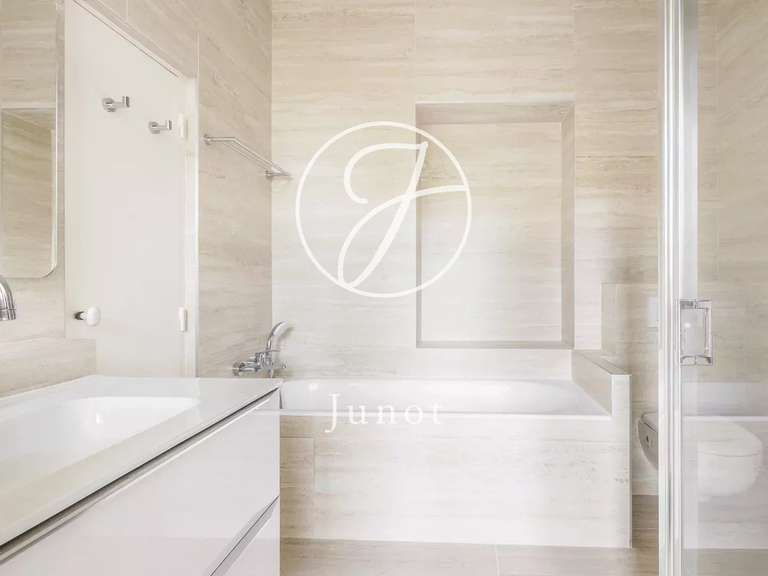 Apartment Paris 7e - 4 bedrooms - 201m²