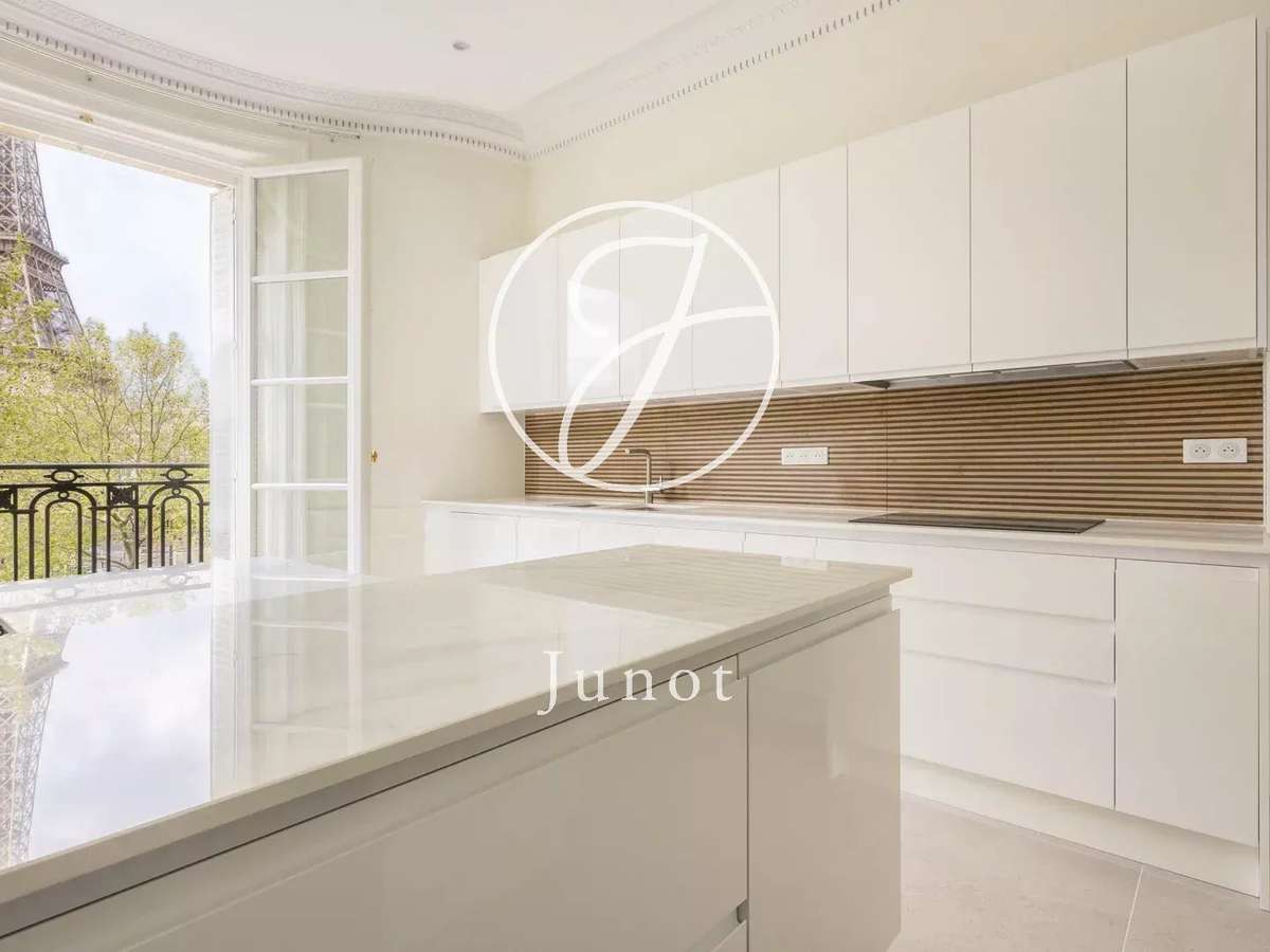 Apartment Paris 7e