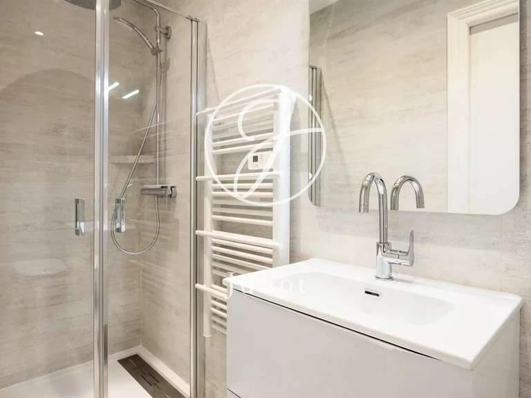 Apartment Paris 7e - 4 bedrooms - 201m²