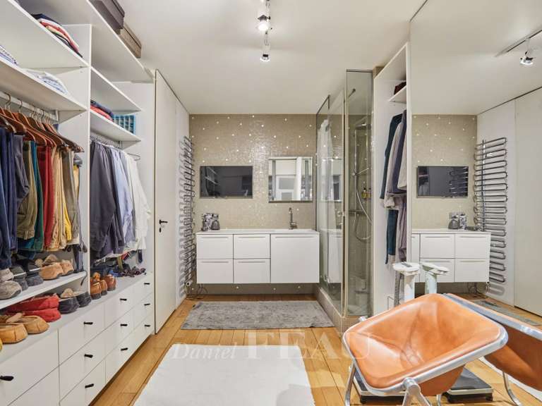 Appartement Paris 7e - 3 chambres - 197m²