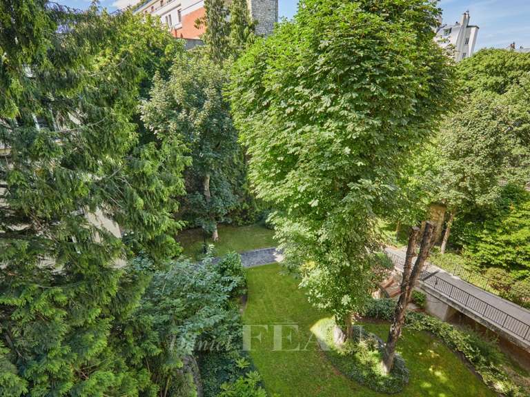 Appartement Paris 7e - 3 chambres - 197m²