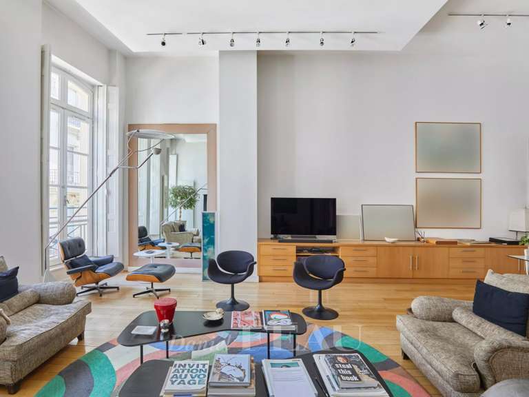 Appartement Paris 7e - 3 chambres - 197m²