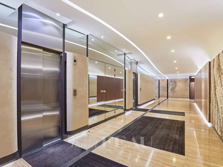 Appartement Paris 7e - 3 chambres - 197m²