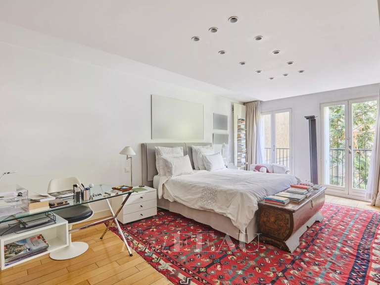 Appartement Paris 7e - 3 chambres - 197m²