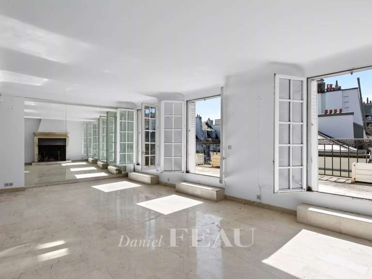 Appartement Paris 7e - 3 chambres - 152m²