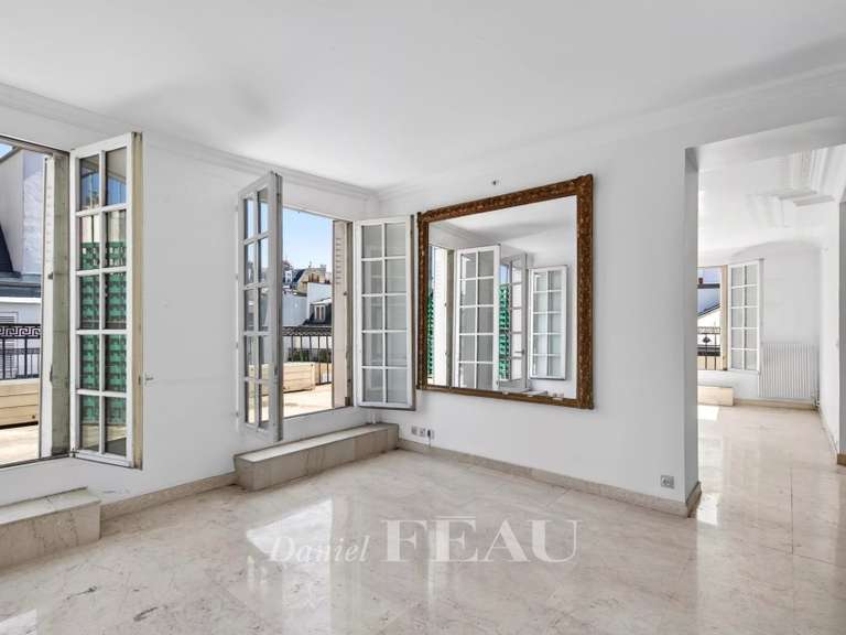 Appartement Paris 7e - 3 chambres - 152m²
