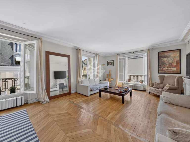 Appartement Paris 7e - 5 chambres - 176m²