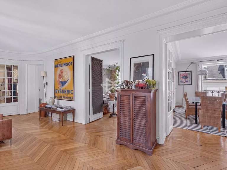 Appartement Paris 7e - 5 chambres - 176m²