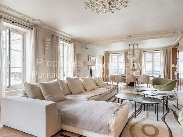Appartement Paris 7e - 2 chambres - 148m²