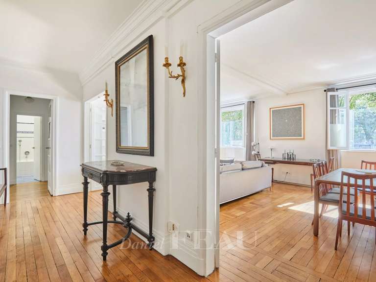 Appartement Paris 7e - 3 chambres - 124m²