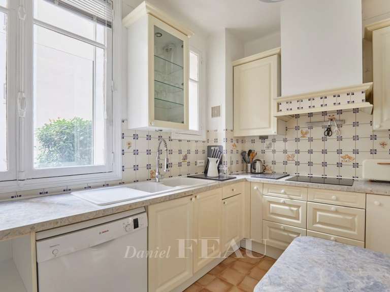 Appartement Paris 7e - 3 chambres - 124m²
