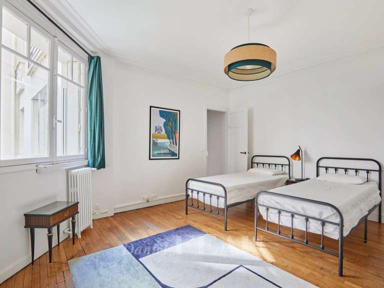 Appartement Paris 7e - 3 chambres - 124m²