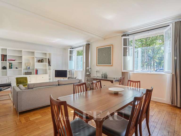 Appartement Paris 7e - 3 chambres - 124m²