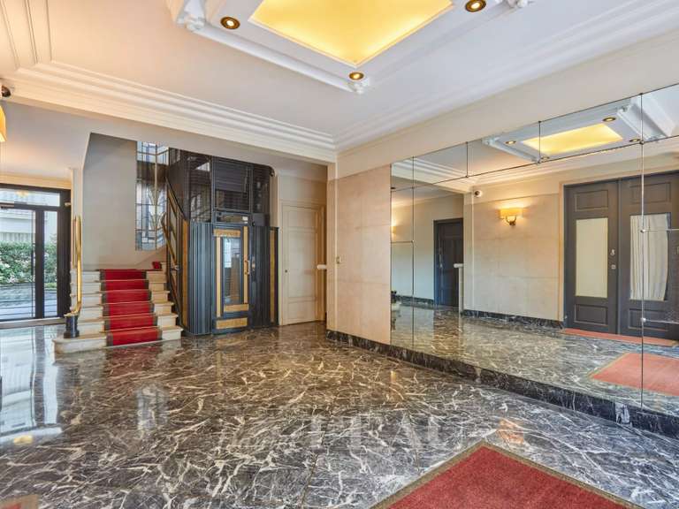 Appartement Paris 7e - 3 chambres - 124m²