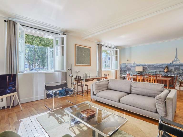 Appartement Paris 7e - 3 chambres - 124m²