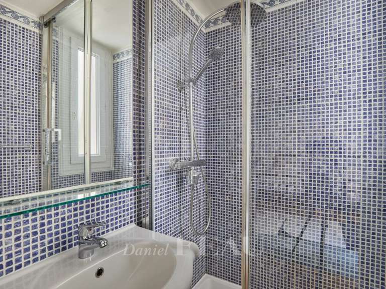 Appartement Paris 7e - 3 chambres - 124m²