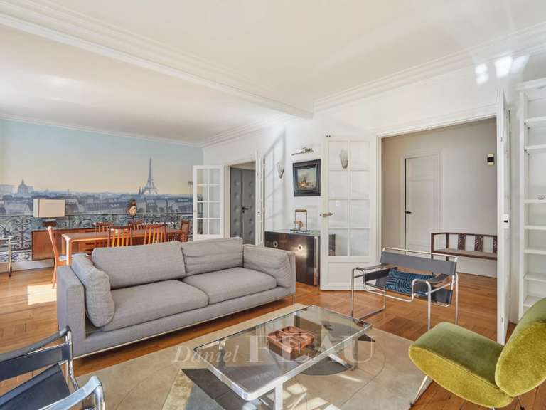 Appartement Paris 7e - 3 chambres - 124m²