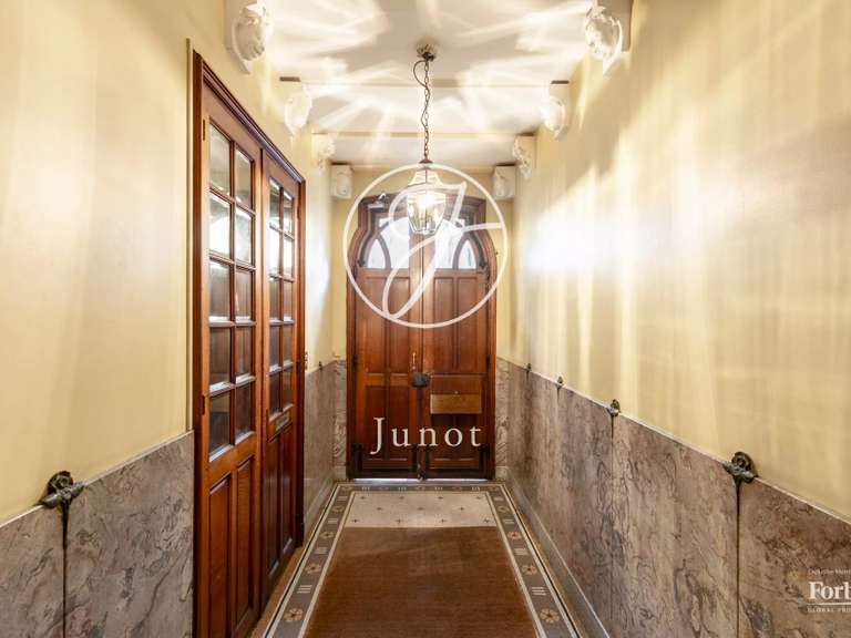 Appartement Paris 7e - 3 chambres - 97m²
