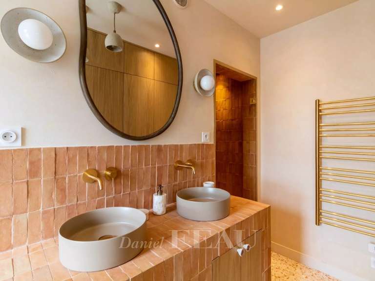 Appartement Paris 7e - 2 chambres - 100m²