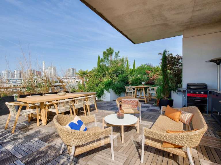 Appartement Paris 7e - 2 chambres - 100m²