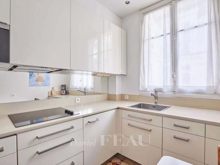 Appartement Paris 7e - 2 chambres - 68m²