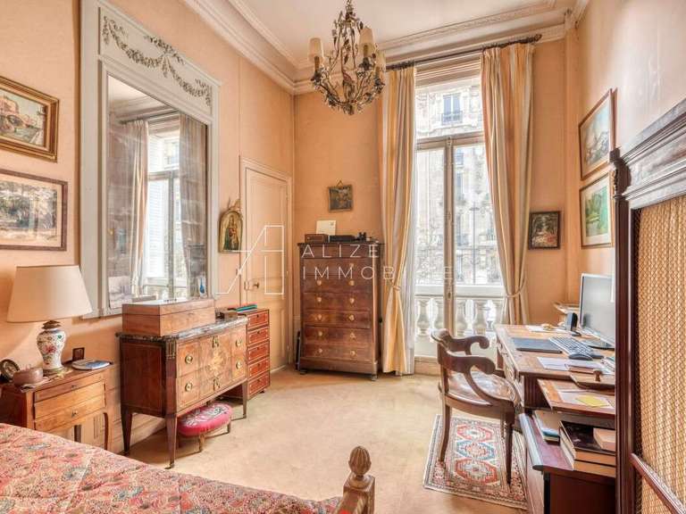 Appartement Paris 7e - 4 chambres