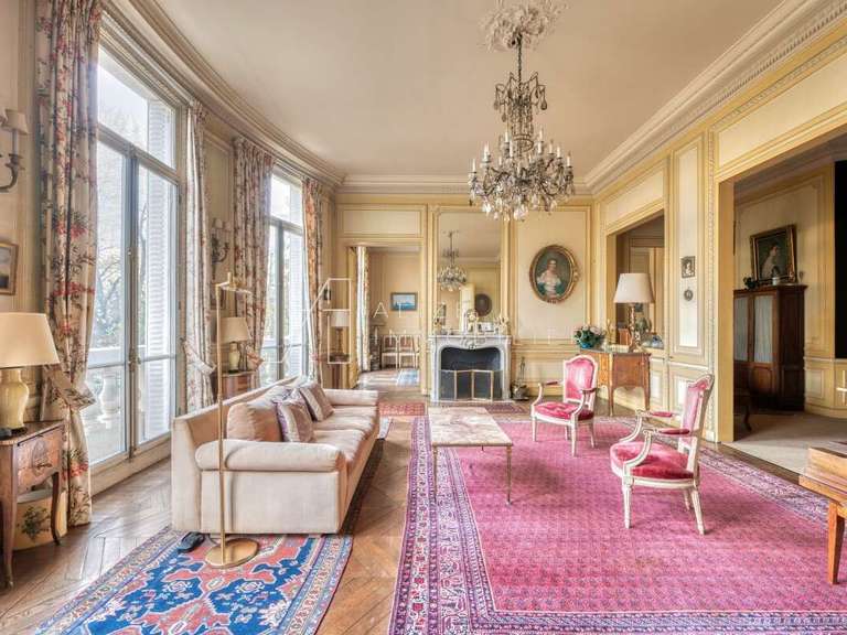 Appartement Paris 7e - 4 chambres