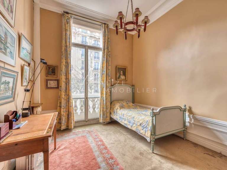 Appartement Paris 7e - 4 chambres