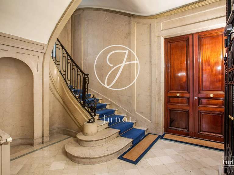 Appartement Paris 7e - 4 chambres - 201m²